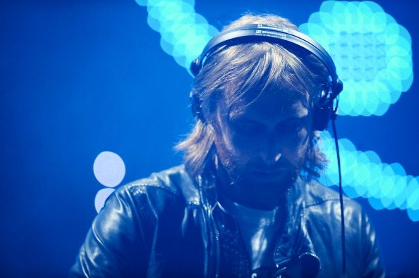 “Without You”, il nuovo video di David Guetta ft. Usher