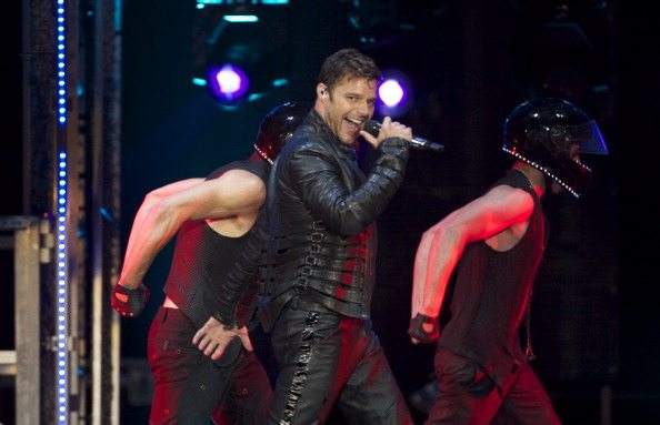 Ricky Martin censurato in Honduras: troppo osè o troppo gay?