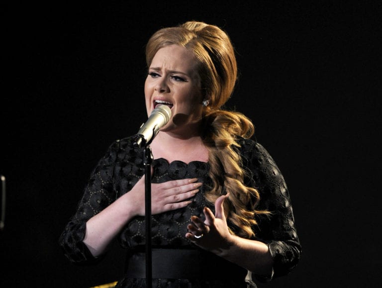Adele:  le voci sul presunto cancro smentite dalla portavoce