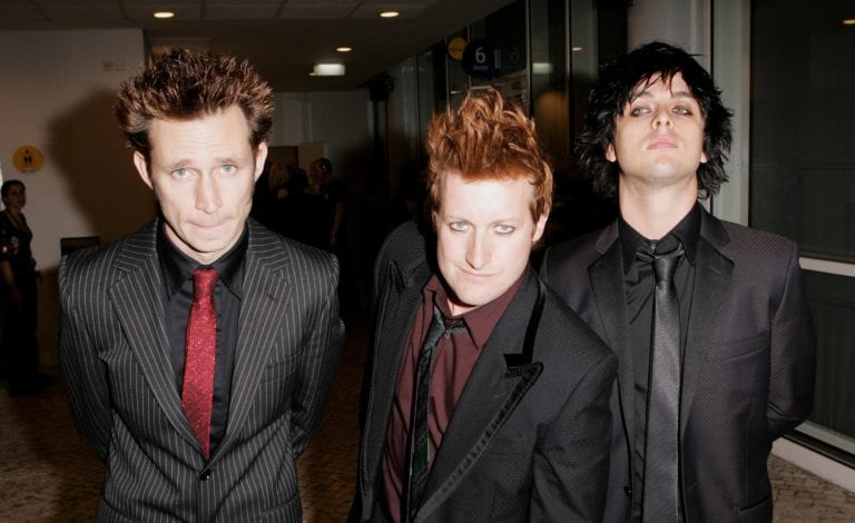 Green Day cantano live i brani del nuovo album