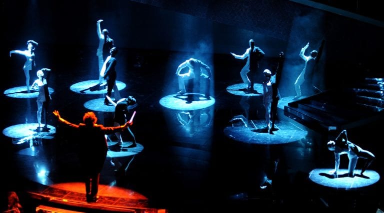 Sanremo 2012, gli atleti azzurri nella coreografia di Daniel Ezralow