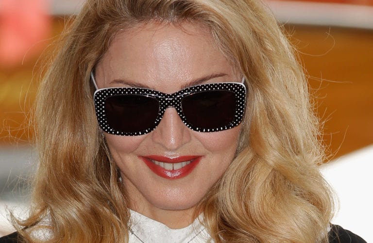 Madonna: fra le accuse di Professor Green e i record di tweets