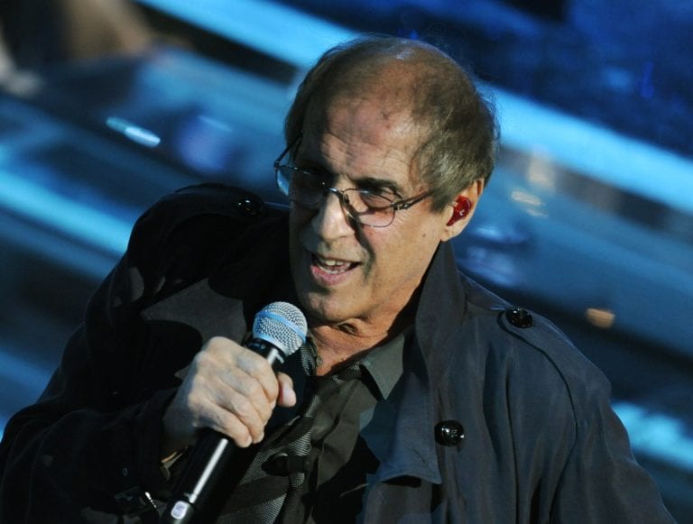 Sanremo 2012: Adriano Celentano, annullata la conferenza stampa