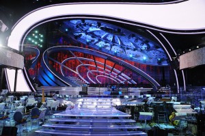 17303 Sanremo2012 scenografia