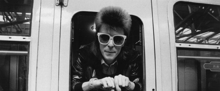 Record di prevendite per la mostra “David Bowie is” a Londra