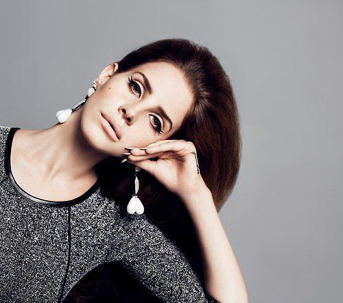 Lana Del Rey seducente per H&M