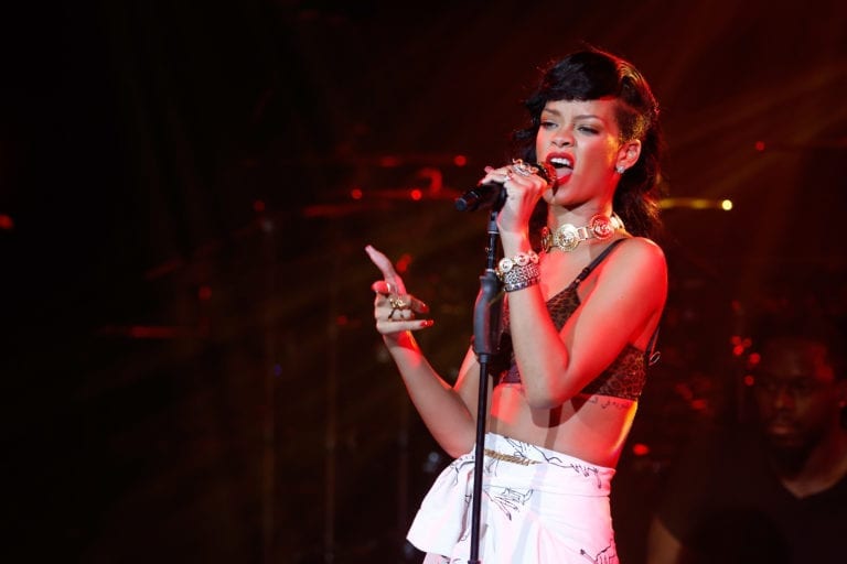 Delusione e polemiche per il 777 Tour di Rihanna