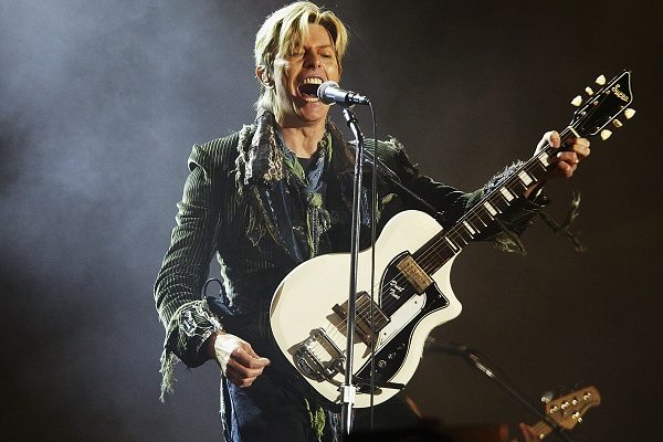 Noel Gallagher: “David Bowie ha pronto un nuovo album”