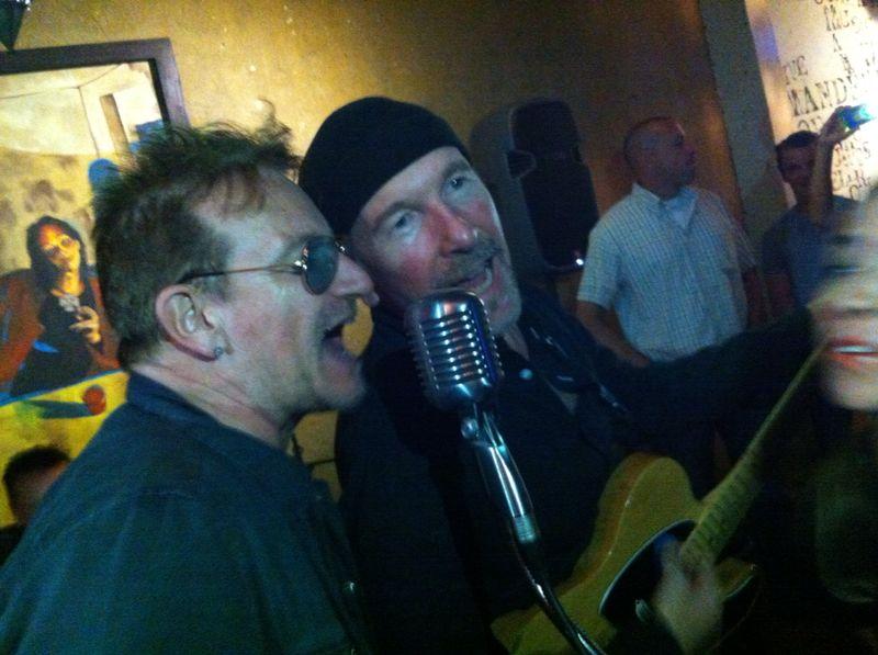 U2 - © La Osteria SJC Facebook