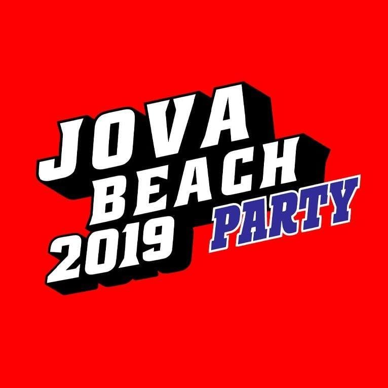 Jova Beach Party: la polemica sulla raccolta della plastica