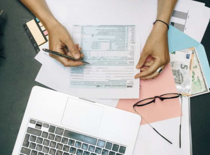 È importante notare che il contributo a fondo perduto si unisce al “reddito di povertà” già erogato in Sicilia dall'Irfis.