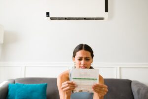 Lo scaldabagno elettrico ha la funzione di riscaldare e mantenere calda una quantità significativa di acqua, solitamente tra i 50 e i 100 litri o più