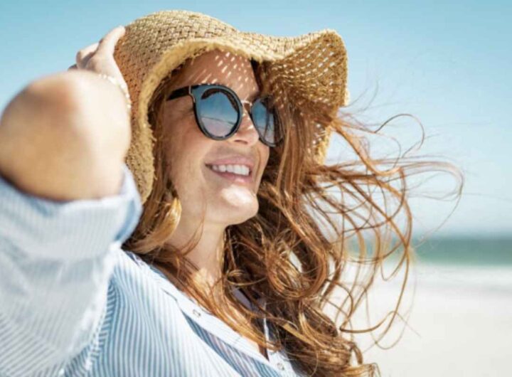 La spiaggia si trova a circa 20 chilometri da Oristano e pochi chilometri da Cabras, facilmente raggiungibile in auto.