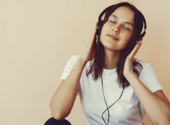 Quasi tutti, almeno una volta nella vita, hanno sperimentato quella sensazione di brivido che accompagna l’ascolto di una canzone