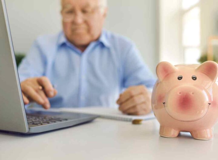 Addio pensione a chi non fa questa comunicazione all'INPS entro fine luglio, i dettagli