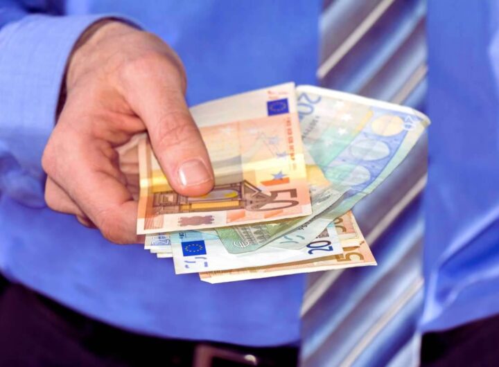 Così lo Stato può pignorarti lo stipendio