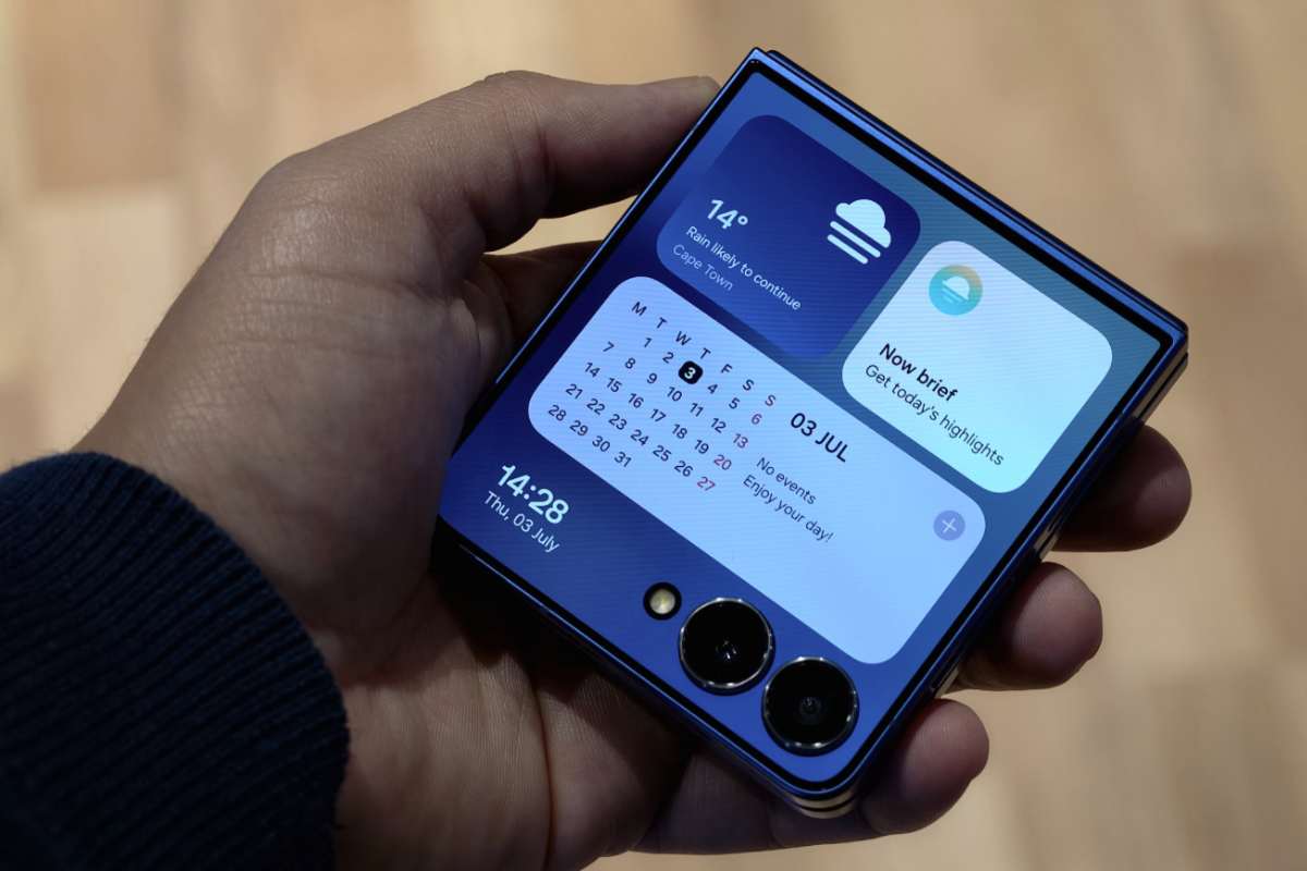 L’offerta attuale su eBay, valida con il codice sconto AGOSTO25, rappresenta un’occasione interessante per chi desidera entrare nel mondo degli smartphone