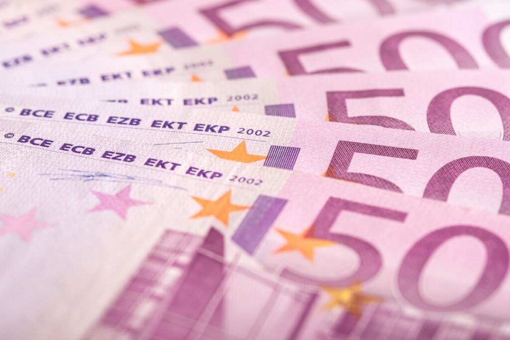 Addio alle banconote da 500 euro