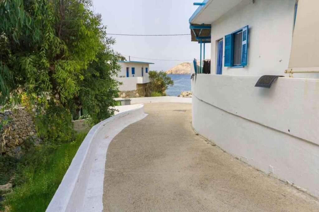 Ti pagano 500 euro per vivere qui