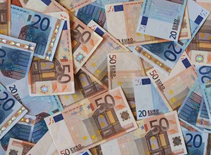 Se hai vecchie banconote da 20 o 50 euro devi restituirle