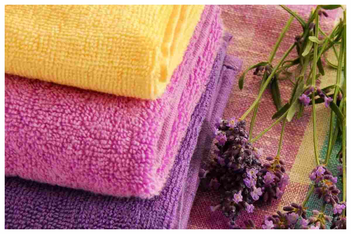 Panni in microfibra lavati