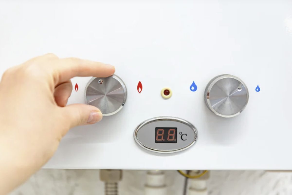 Affrontare l’incidenza elevata dello scaldabagno elettrico sulle bollette richiede una serie di accorgimenti pratici e mirati