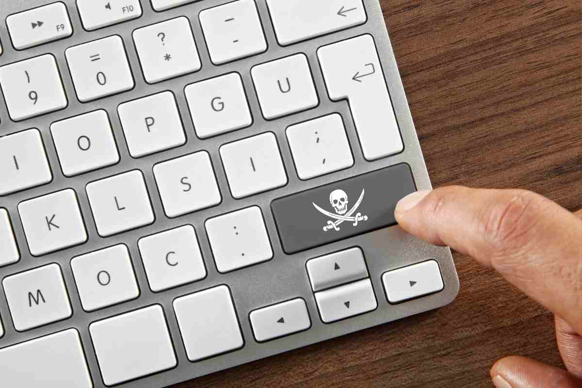 Siti che rinnovano l'abbonamento senza consenso: come difendersi