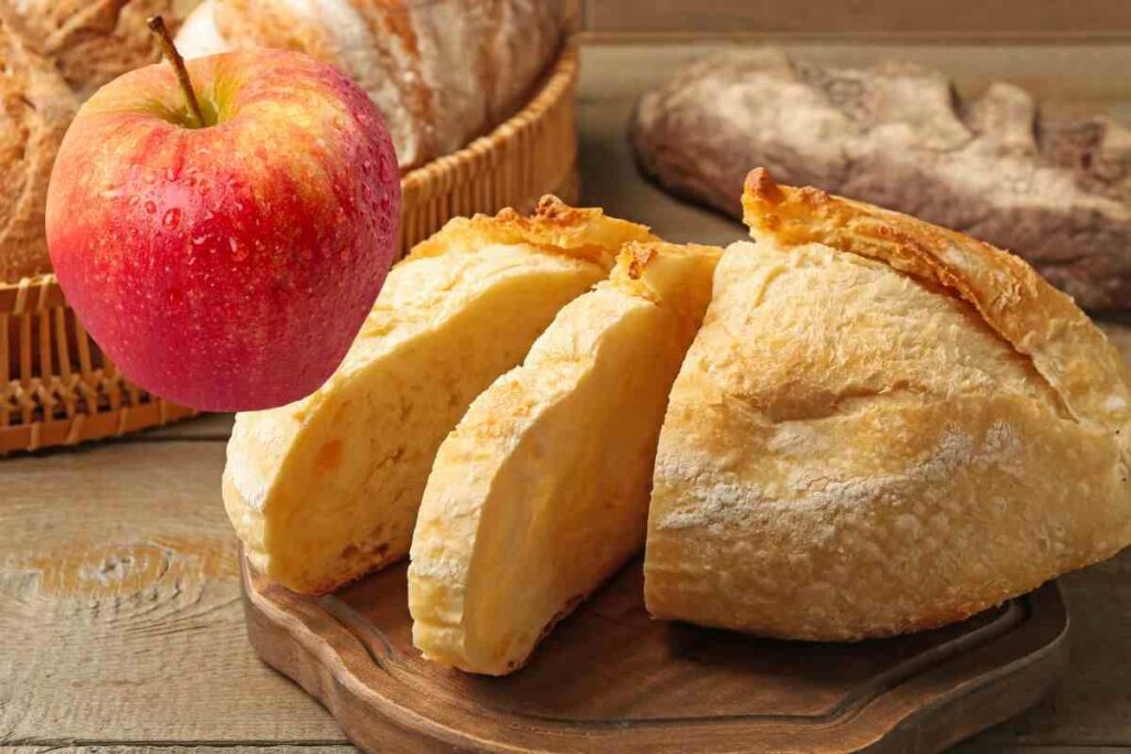 Il trucco della mela per il pane fresco