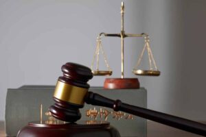 Il pagamento dell'assegno divorziale si ferma se l'ex coniuge ha debiti nei tuoi confronti, di che si tratta