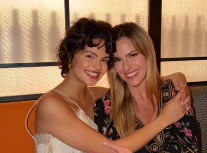 figlia teo mammucari con la mamma thais