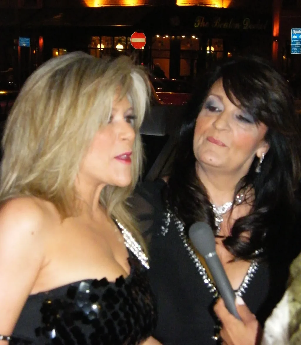 Samantha Fox, la diva degli anni '80 che ha segnato il pop