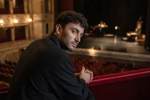 Carl Brave in tour teatrale: Un'altra stupida Odissea